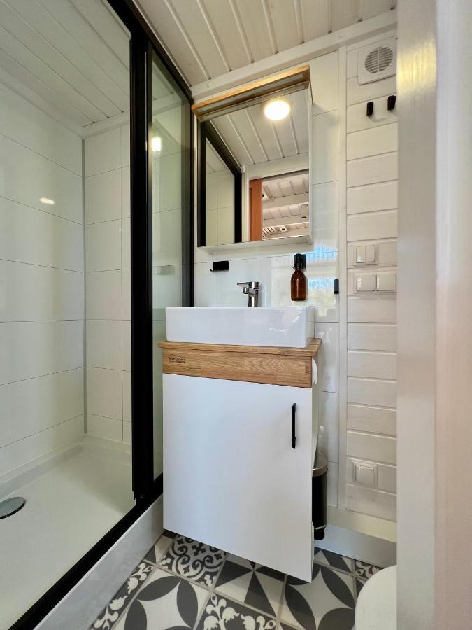 Villa Tiny House Gaensebluemchen Kirchanschoring Exterior foto